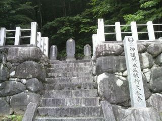 02.jpg
